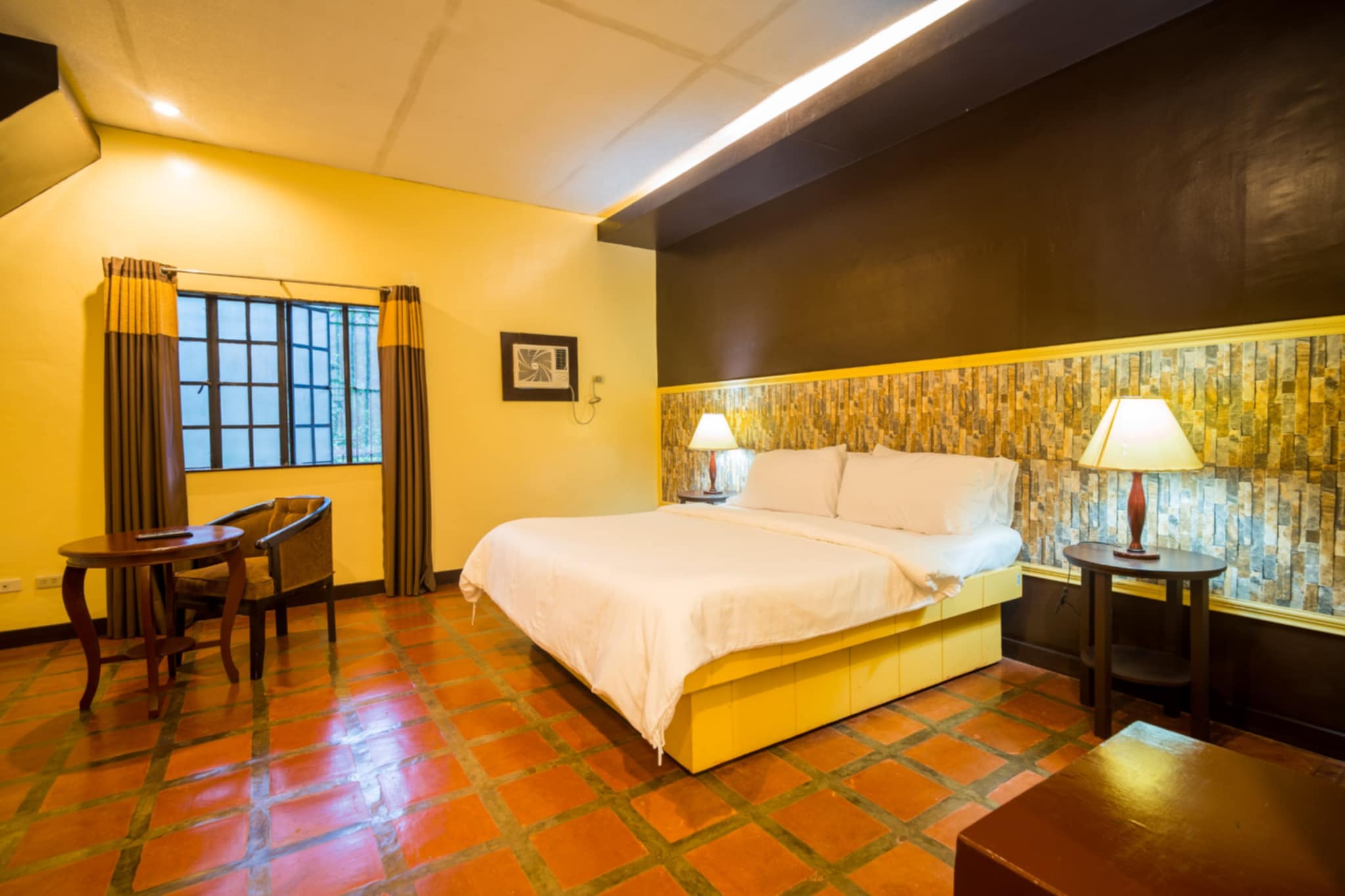 Suite Room